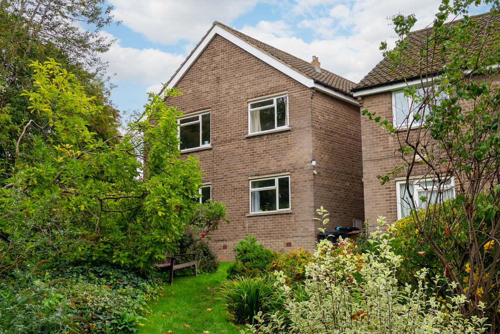 Oakburn Court Broomhall Road